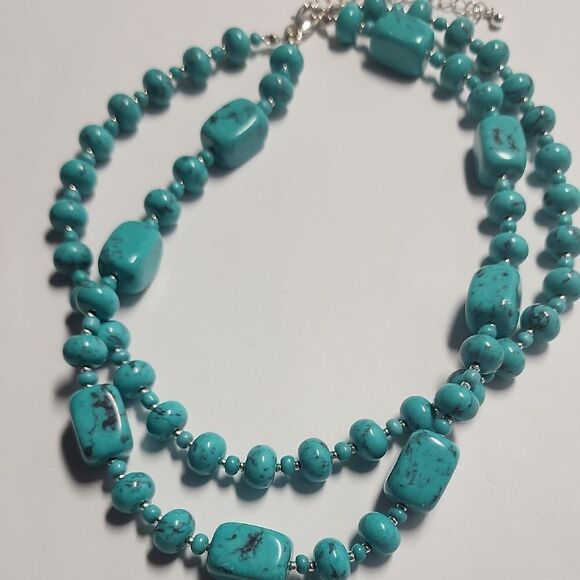 Premier Designs Faux Turquoise Beaded Necklace - Picture 1 of 3